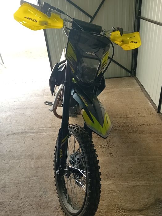 Sprzedam Asixa xb68 140