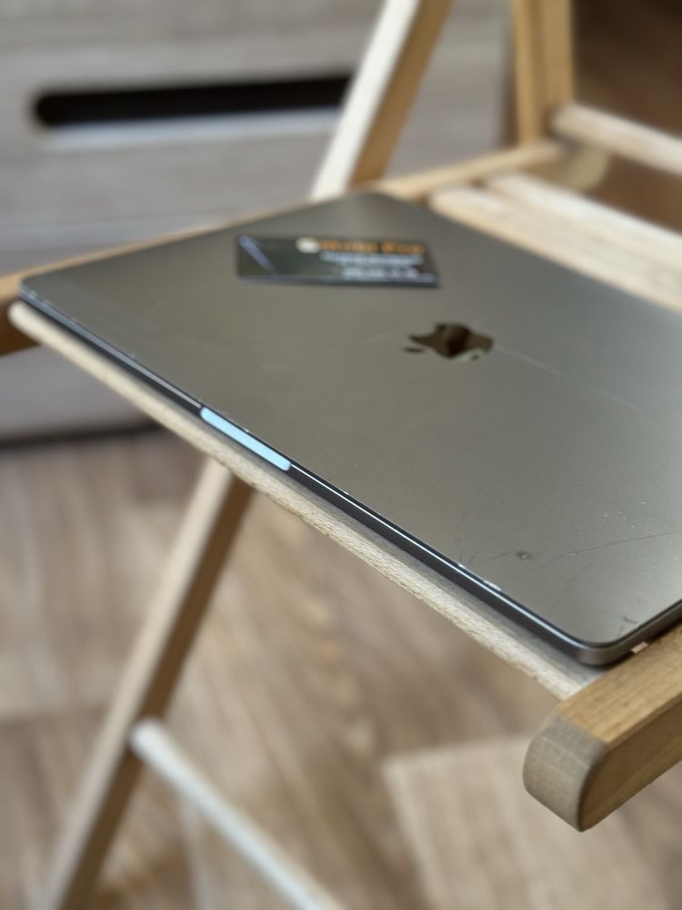 Макбук Apple MacBook Pro 13”, 2017 р., і5, SSD 256gb, 16gb ОЗУ.