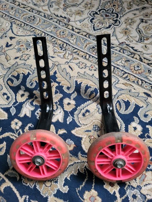 Kółka boczne do rowerka