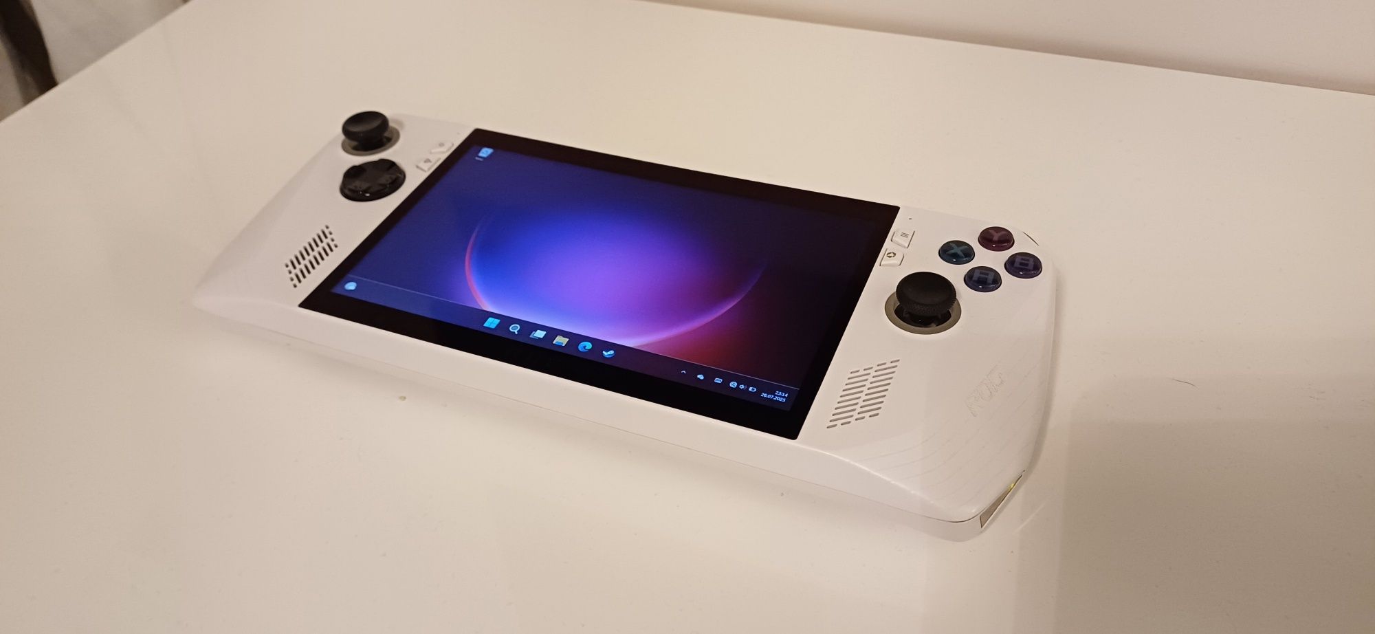 Asus Rog Ally Z1 Extreme