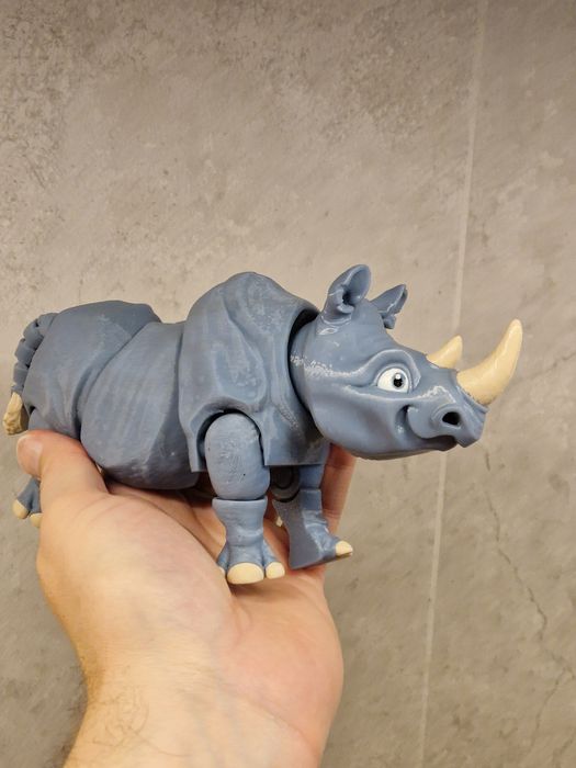Duża figurka nosorożca! 19 cm!