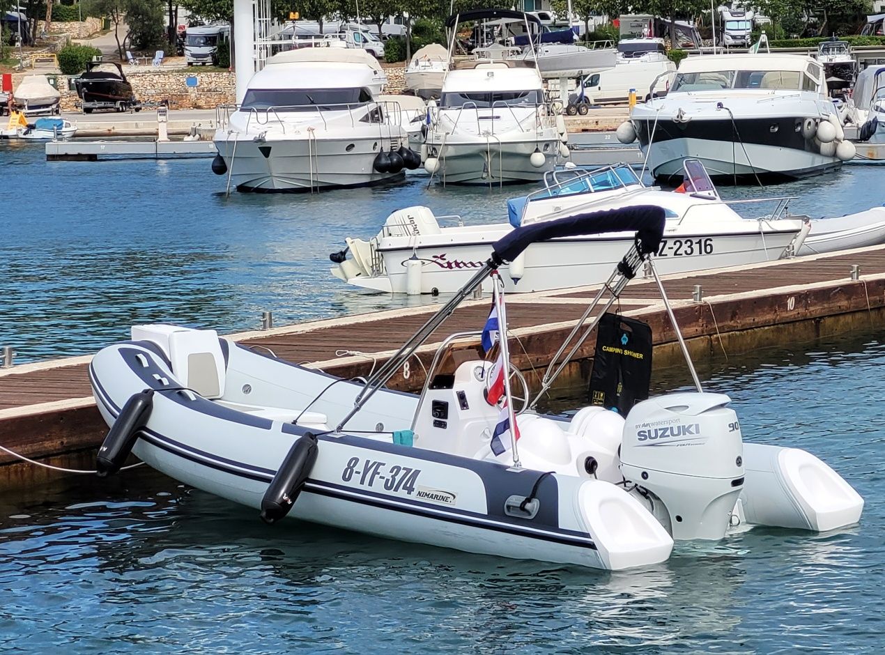 Nimarine MX 500 z Suzuki 90 KM oraz przyczepa, 5m RIB, łódź motorowa