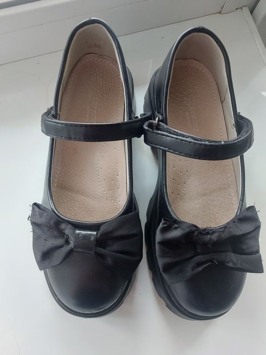 Туфельки для дівчинки 24 см устілка