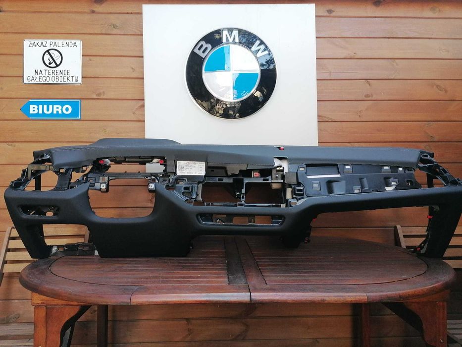 BMW G05 G07 Nowa Oryginalna deska rozdzielcza skóra czarna Senatec HUD