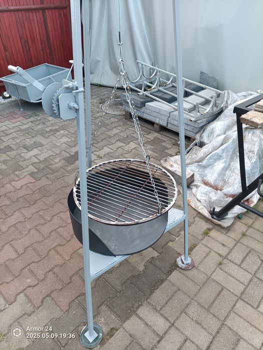 Witam mam na sprzedanie nowego grilla