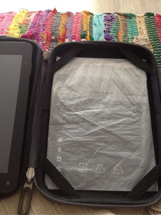 Продам чехол для планшета Case Logic