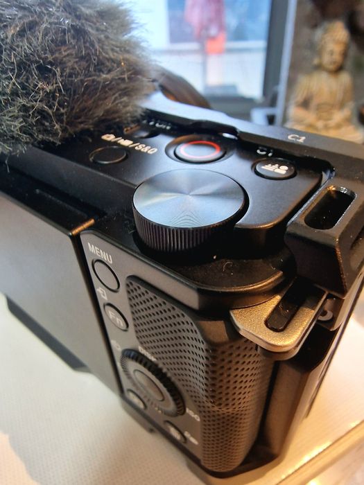 Máquina fotográfica Sony ZV-E10