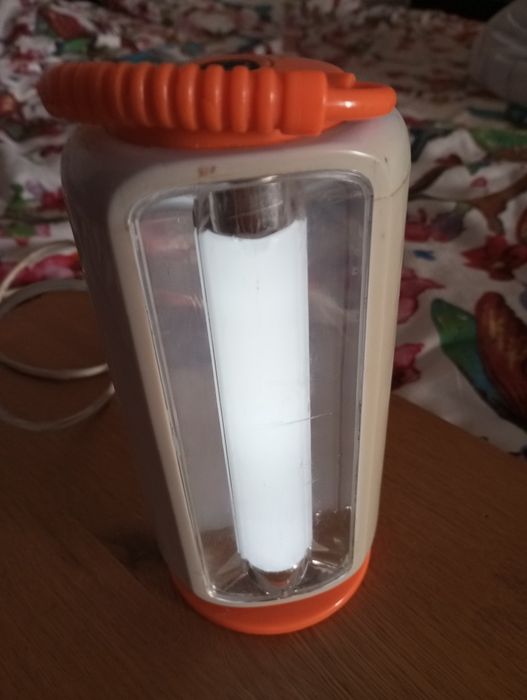 Електричний ліхтарик. Ремонт.