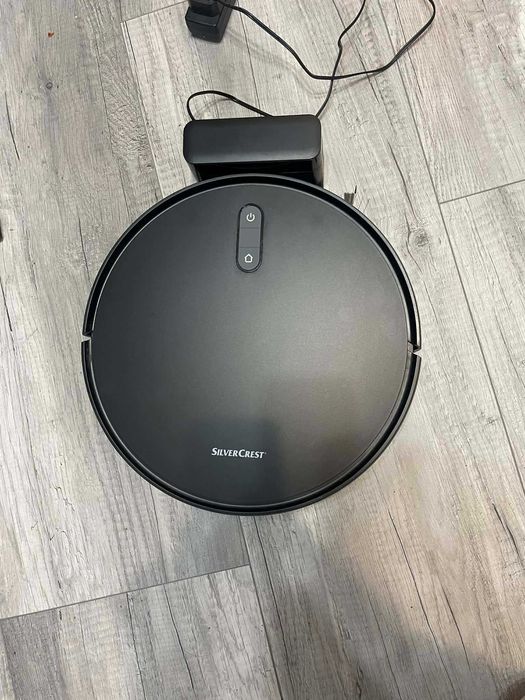 Robot sprzątający Silvercrest z funkcją mopowania SSWR C2