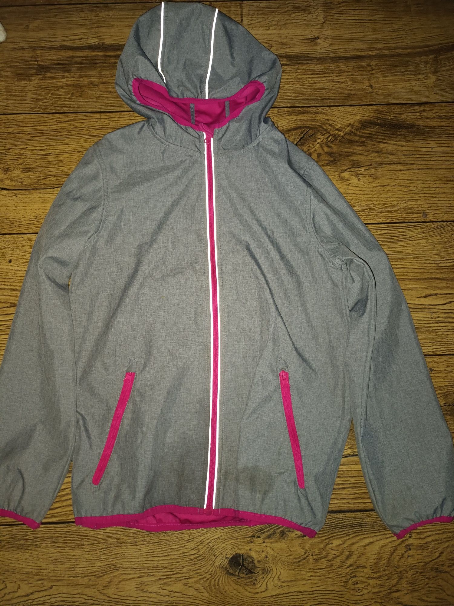 Kurtka wiosenna, softshell rozmiar 146/152 stan bdb