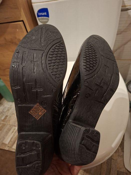 Nowe botki damskie rozmiar 40