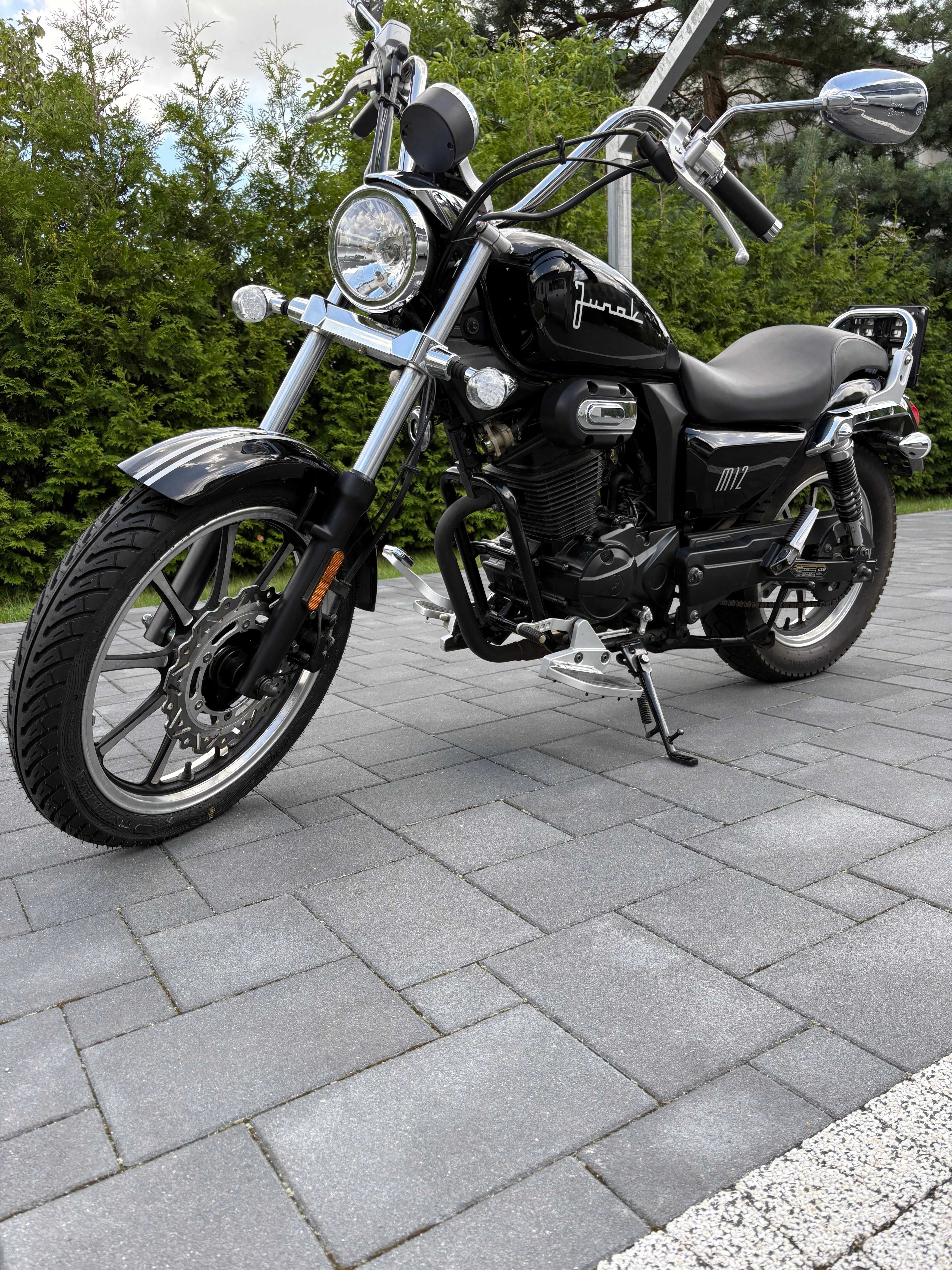 Junak M12 motocykl 125 cm3