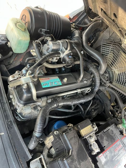 Wózek widłowy TOYOTA 8FGF15, triplex, przesuw, 4 sekcje, terenowy