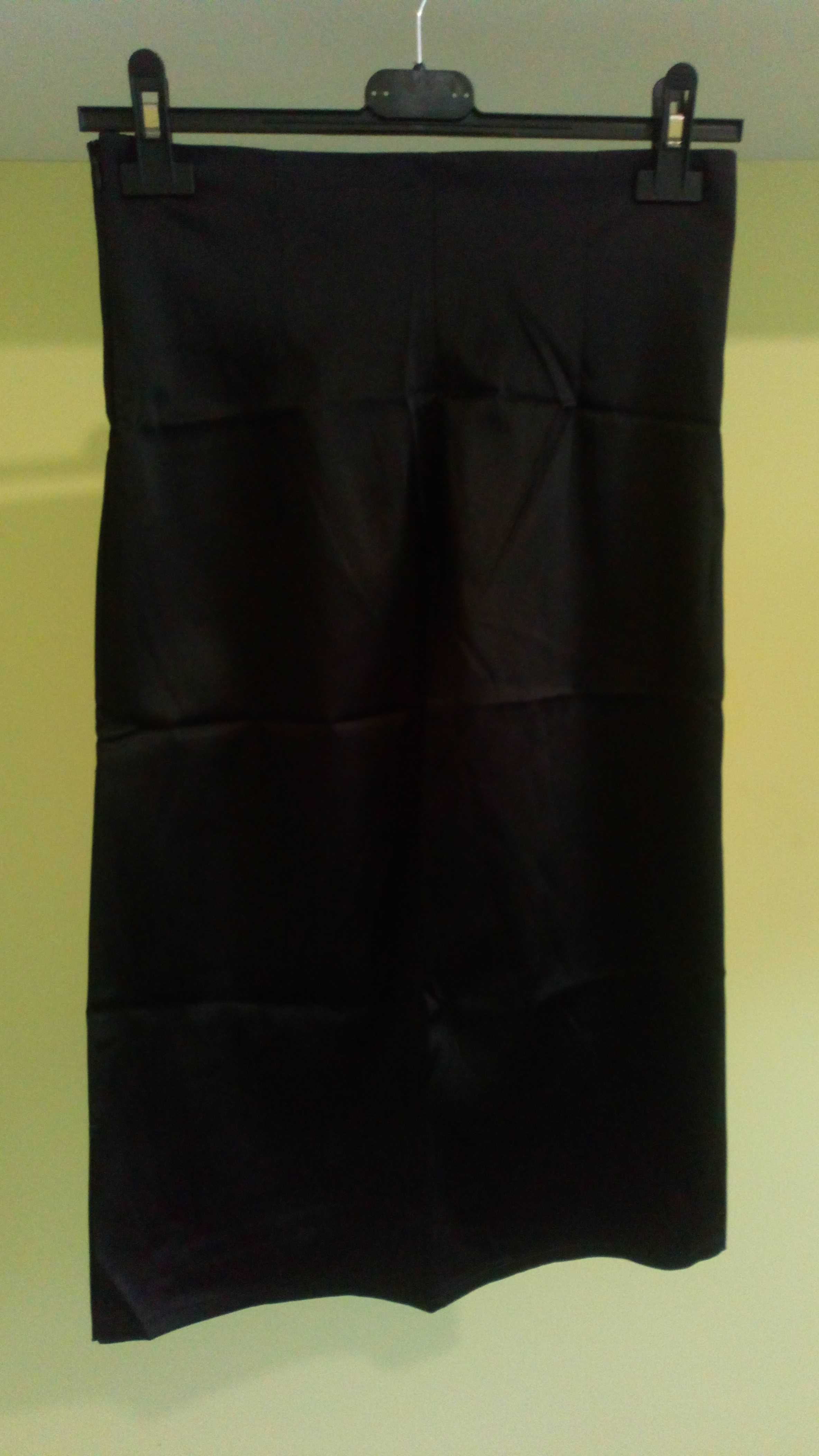 Elegancka czarna wąska spódnica z wysokim stanem Mirakel XS