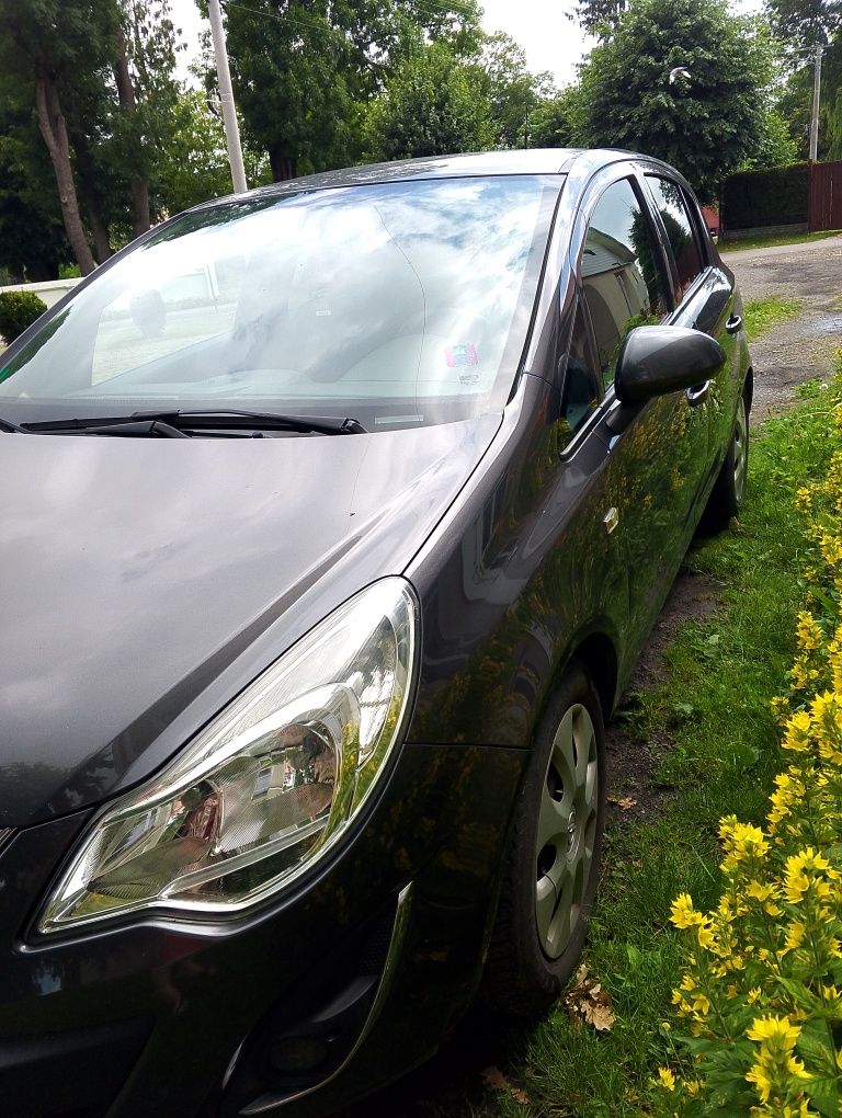 Sprzedam Opel Corsa D  .