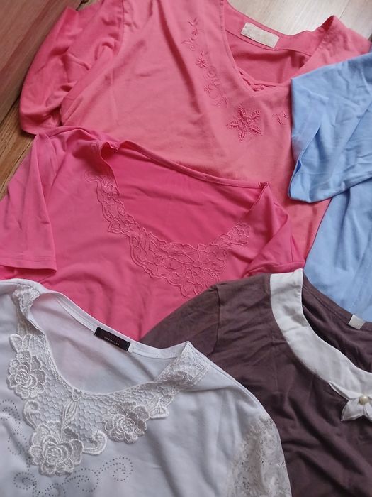 Zestaw podkoszulków damskich rozmiar XXL