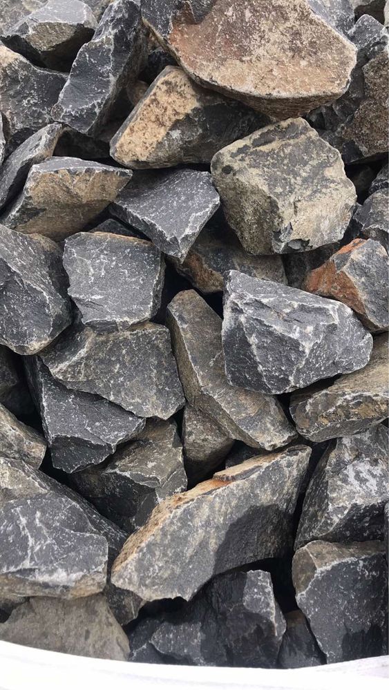 Камінь для лазні бані кварцит малиновий базальт галька річкова
