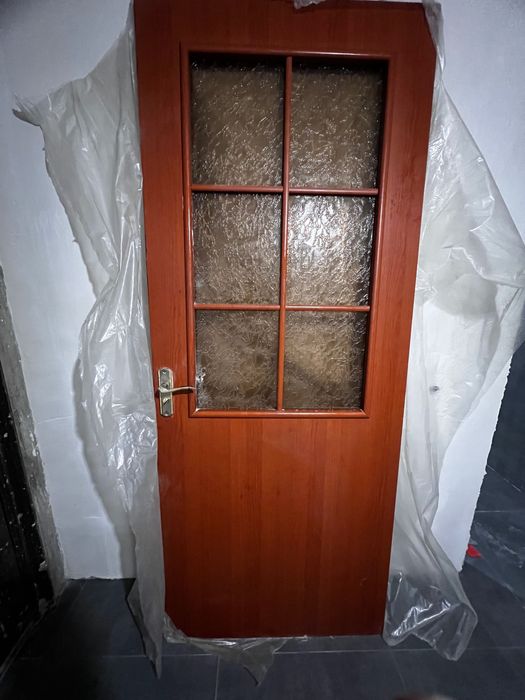 Продам міжкімнатні двері