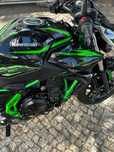 Kawasaki Z650 ABS 2024 – Apenas 3.278 km – Impecável!