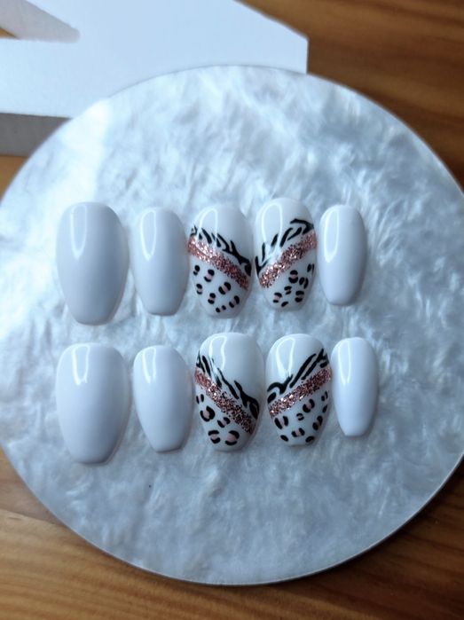 Press on nails - unhas postiças por medida