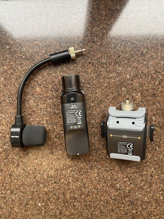 Продаю бездротову радіосистему NUX B-6 для саксофону