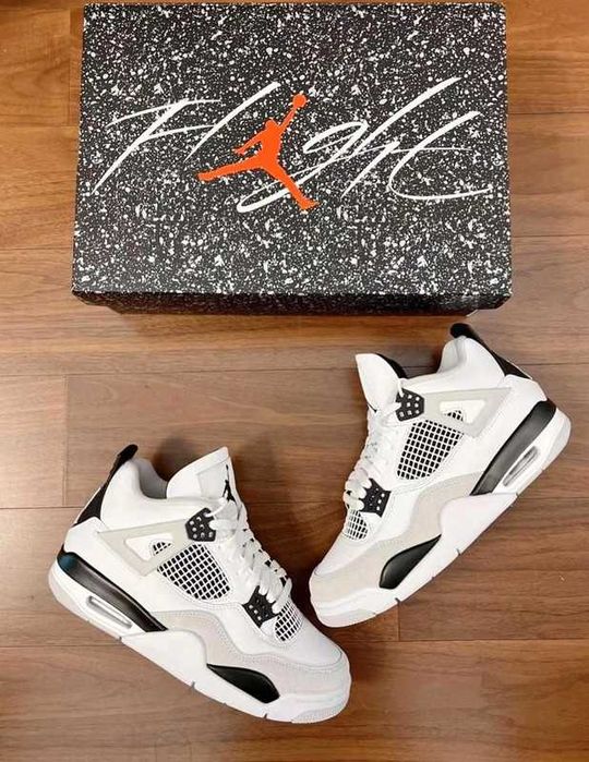 Buty meskie Mokasyny Jordan_4_Retro_Military_Black R.42