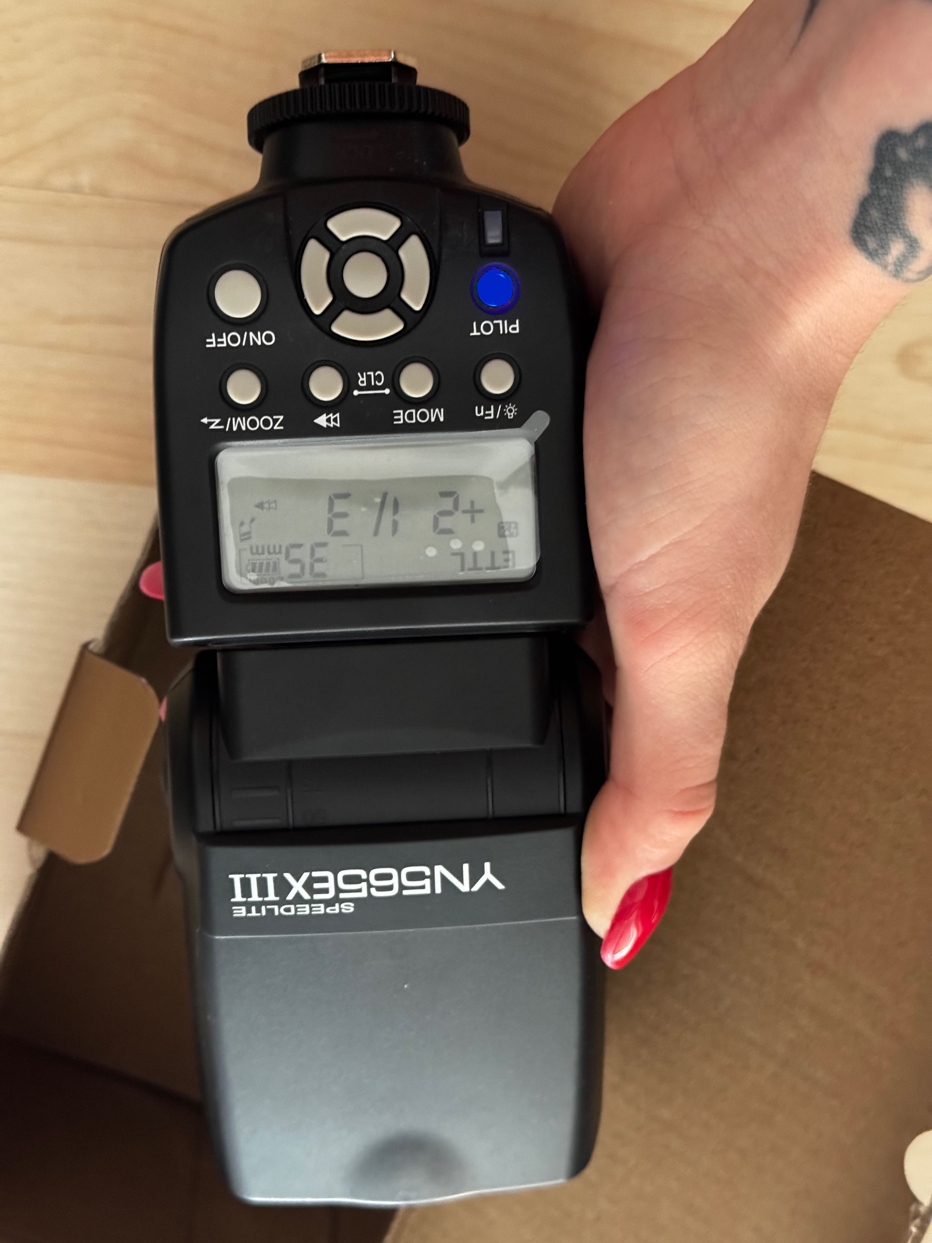 Lampa YN565EX III