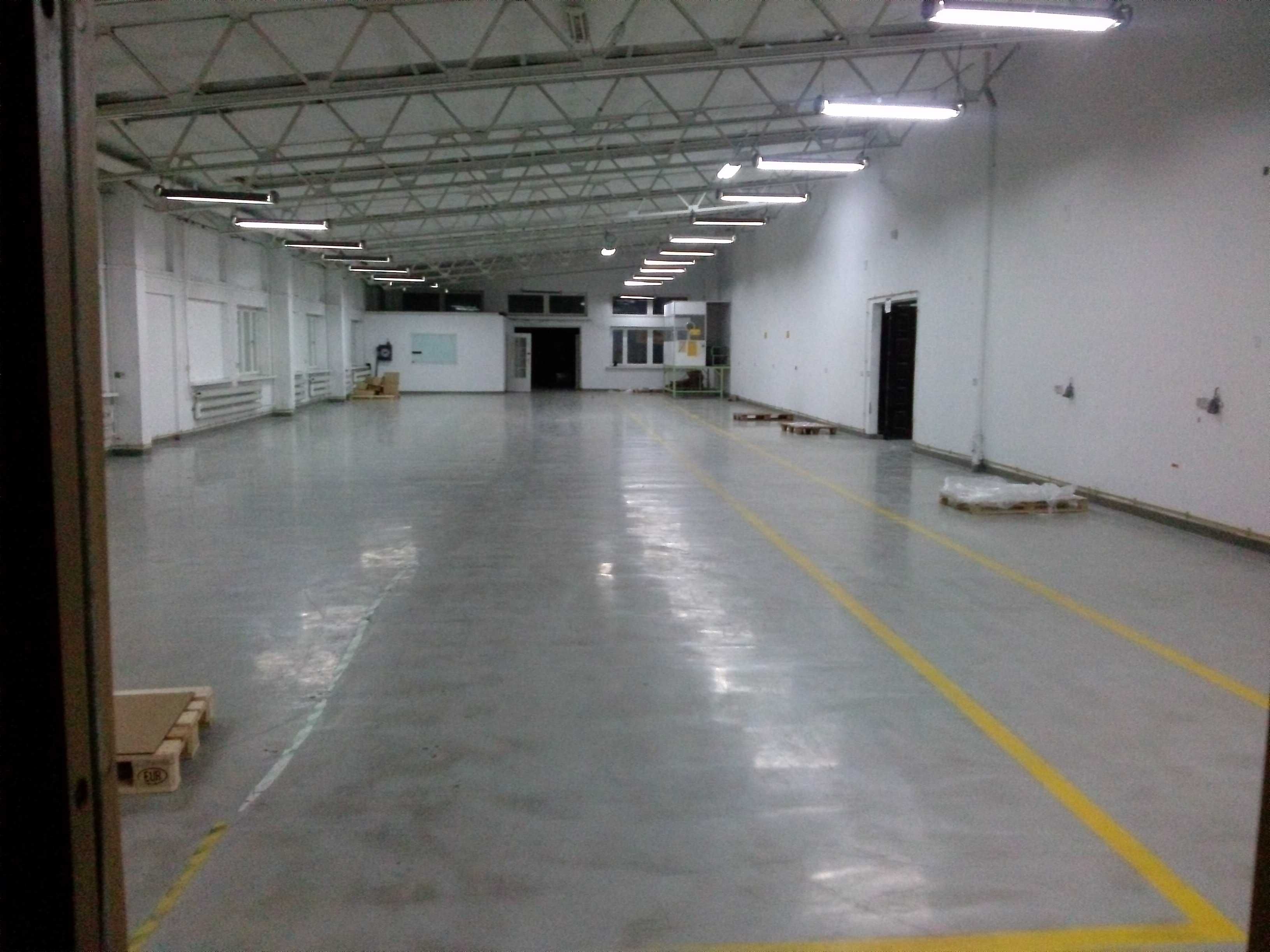 Magazyn 2 x 750 m2, biura 600 m2, działka 15000 m2, Szczecin, granica