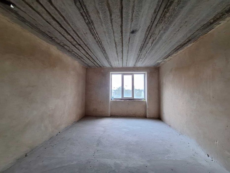 1 к квартиру ,н/б здана  Коновальця-Опришів Гаряча ціна -640 -1 м