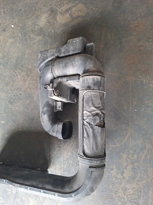 Rezonator powietrza Hyundai i40 1,7 CRDI