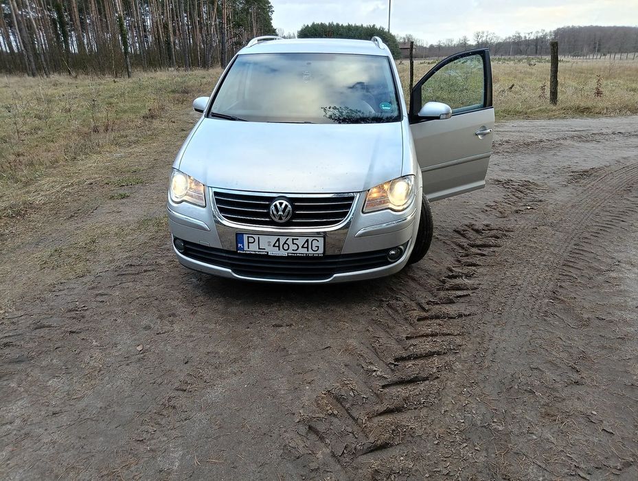 Volkswagen Touran Sprzedam Volkswagena Turana