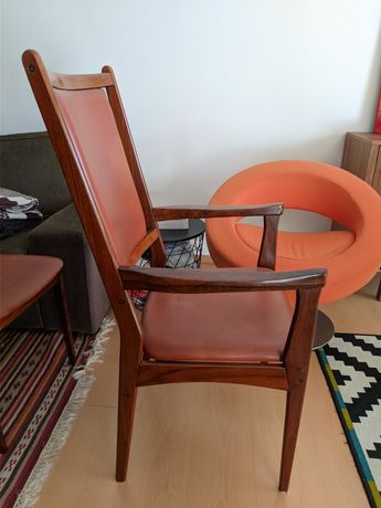 Conjunto de cadeiras e cadeirões nórdicos