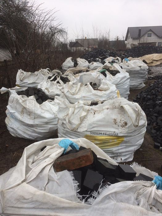 Базальтова бруківка.