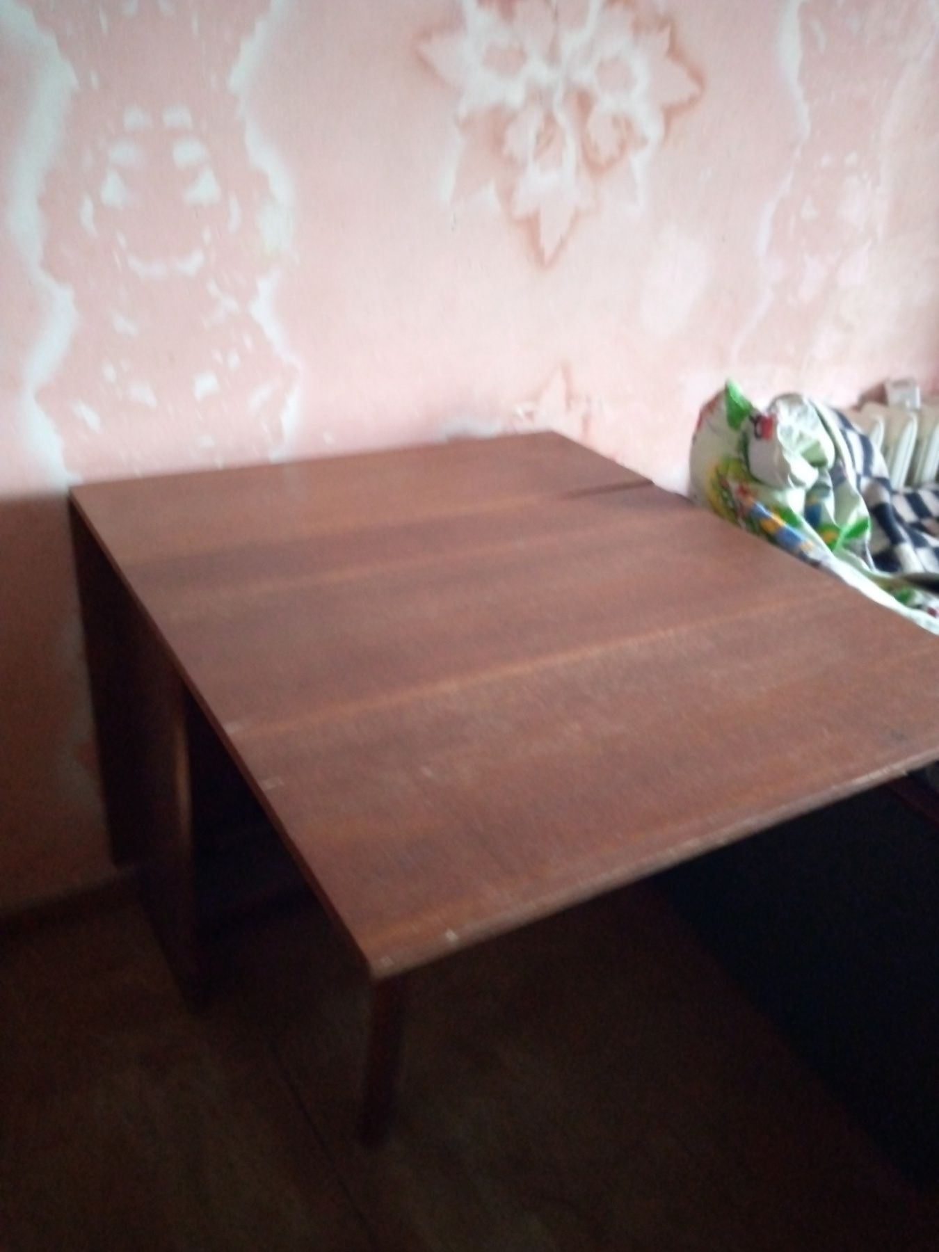 Меблі для дому і кухні