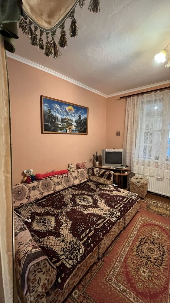 Здається 2-х кімнатна квартира в м. Хуст, Закарпатська обл.