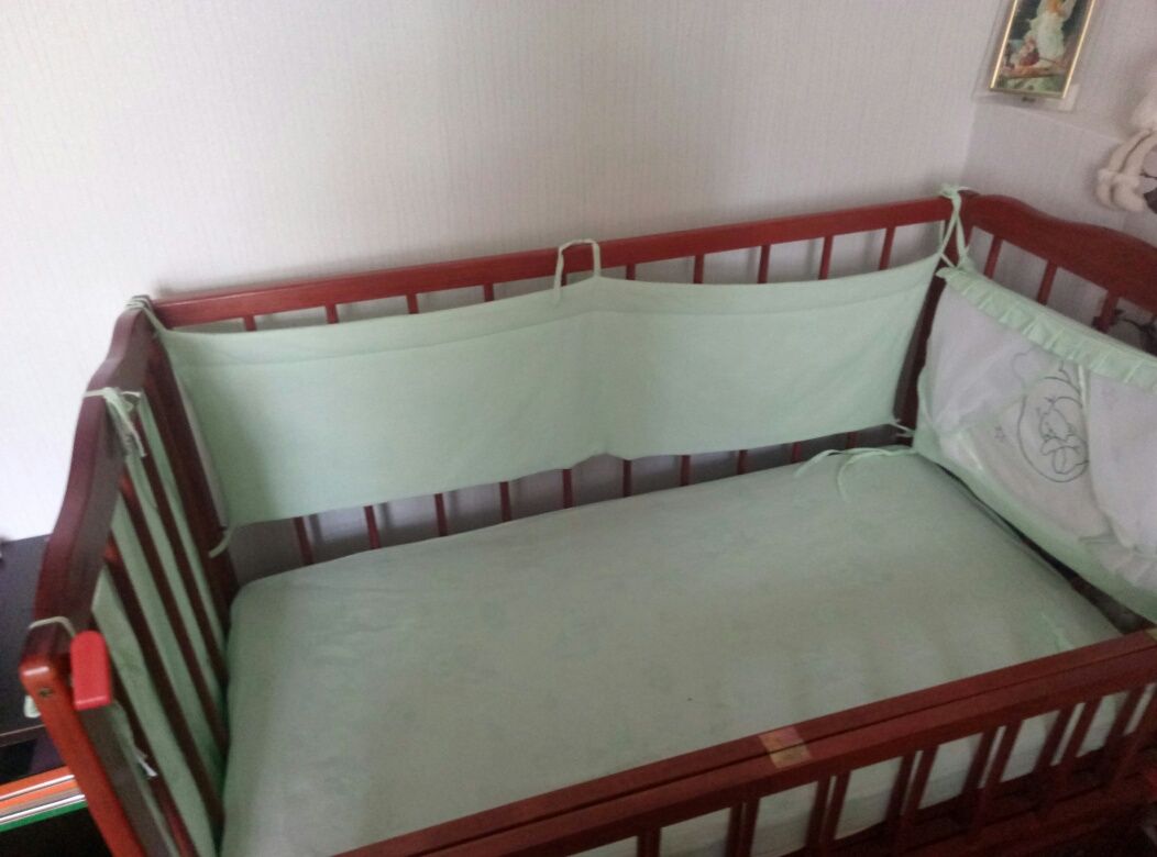 Захист в дитяче ліжечко. Постіль дитяча