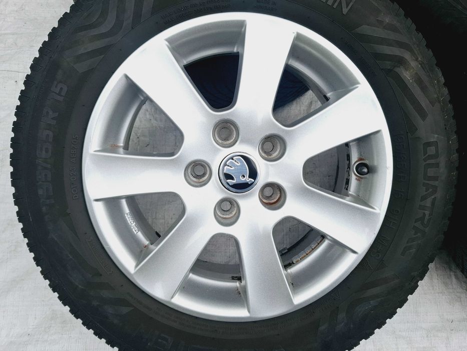 koła felgi aluminiowe z oponami całoroczne skoda octavia ii 195/65r15