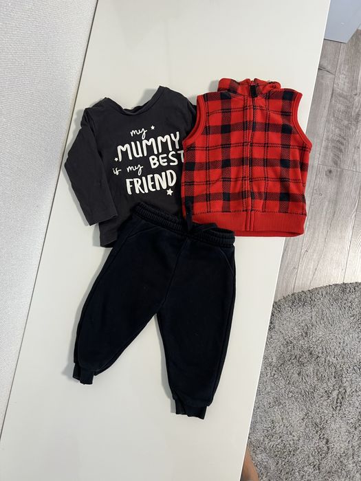 Теплий одяг на хлопчика осінь. 6-9, 9-12 74,80 костюм, чоловічок жилет