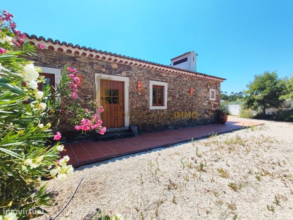 ARRENDAMENTO - Casa de aldeia totalmente renovada - a 6 km de Tomar