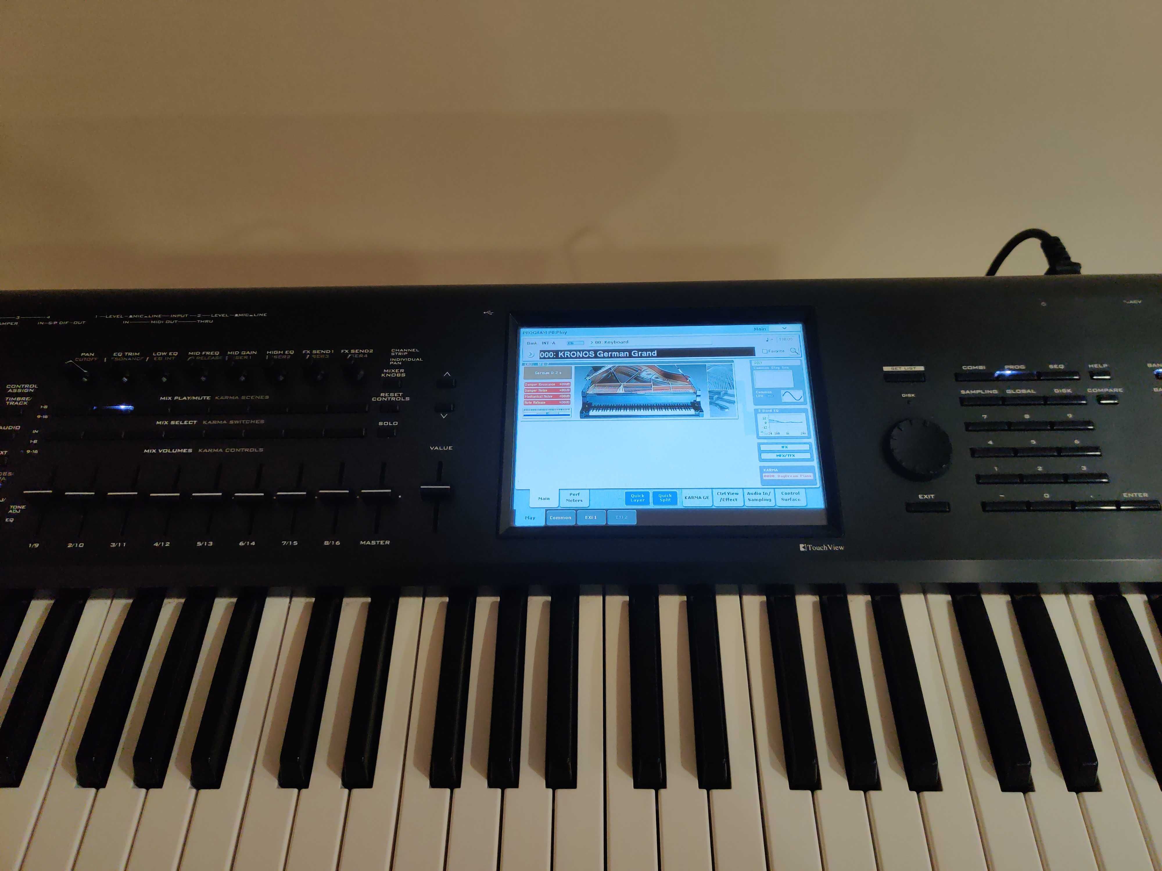 Workstation Korg KRONOS 61