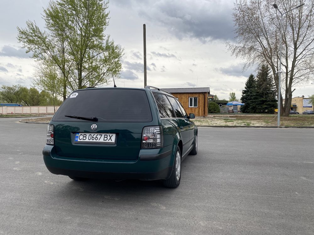 Volkswagen  Passat 2001 год