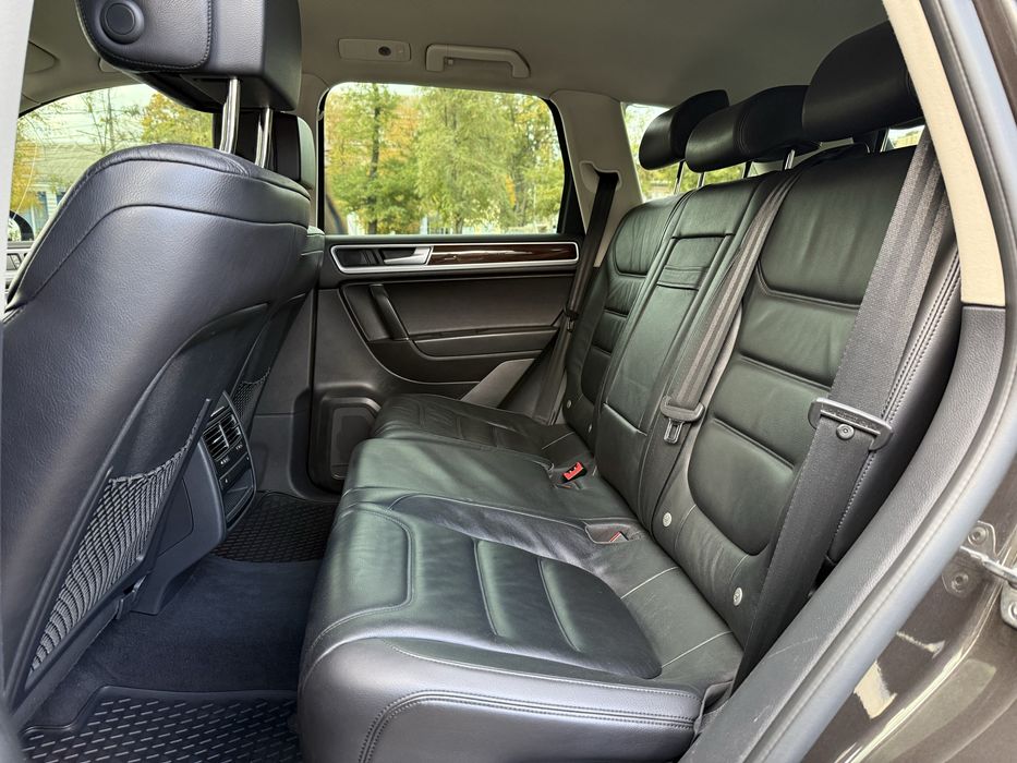 Volkswagen Touareg, 152т.км., цілий, пневмо