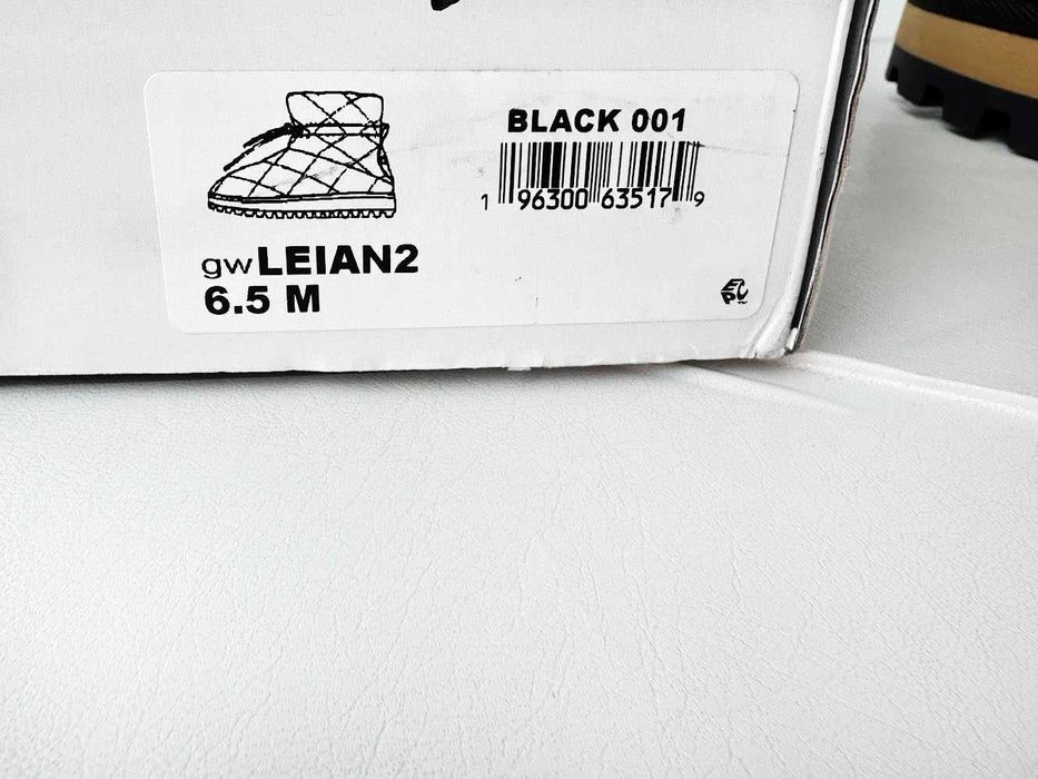 Зимові сапоги чоботи напівчоботи дутіки Guess