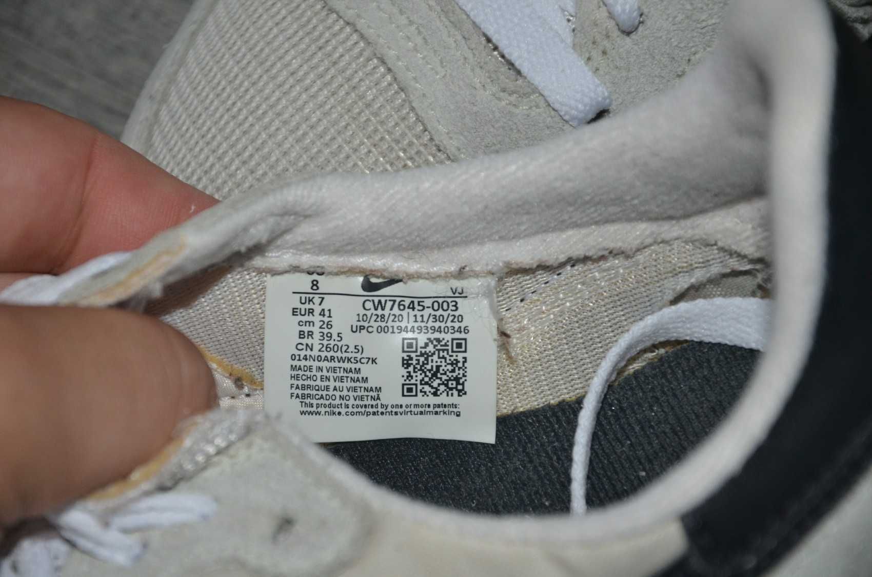 Продам кросівки Фірма  Nike Challenger
