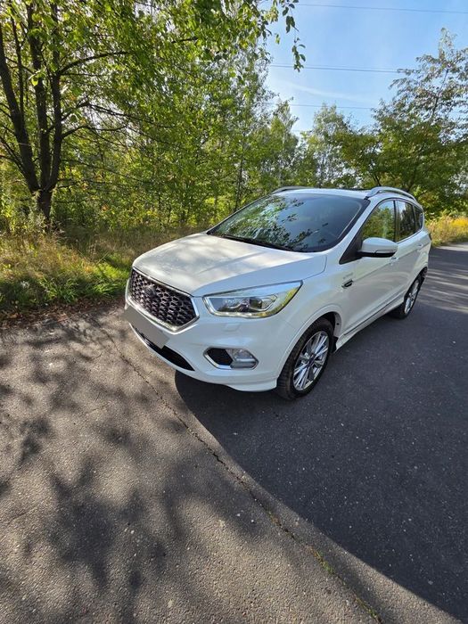 Ford Kuga Ford Kuga wersja Vignale, Stan idealny, mały przebieg, 4x4