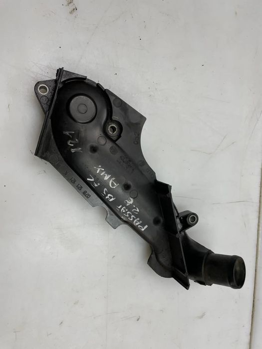 Obudowa termostatu vw Passat B5 FL 2.8 AMX 078121121K