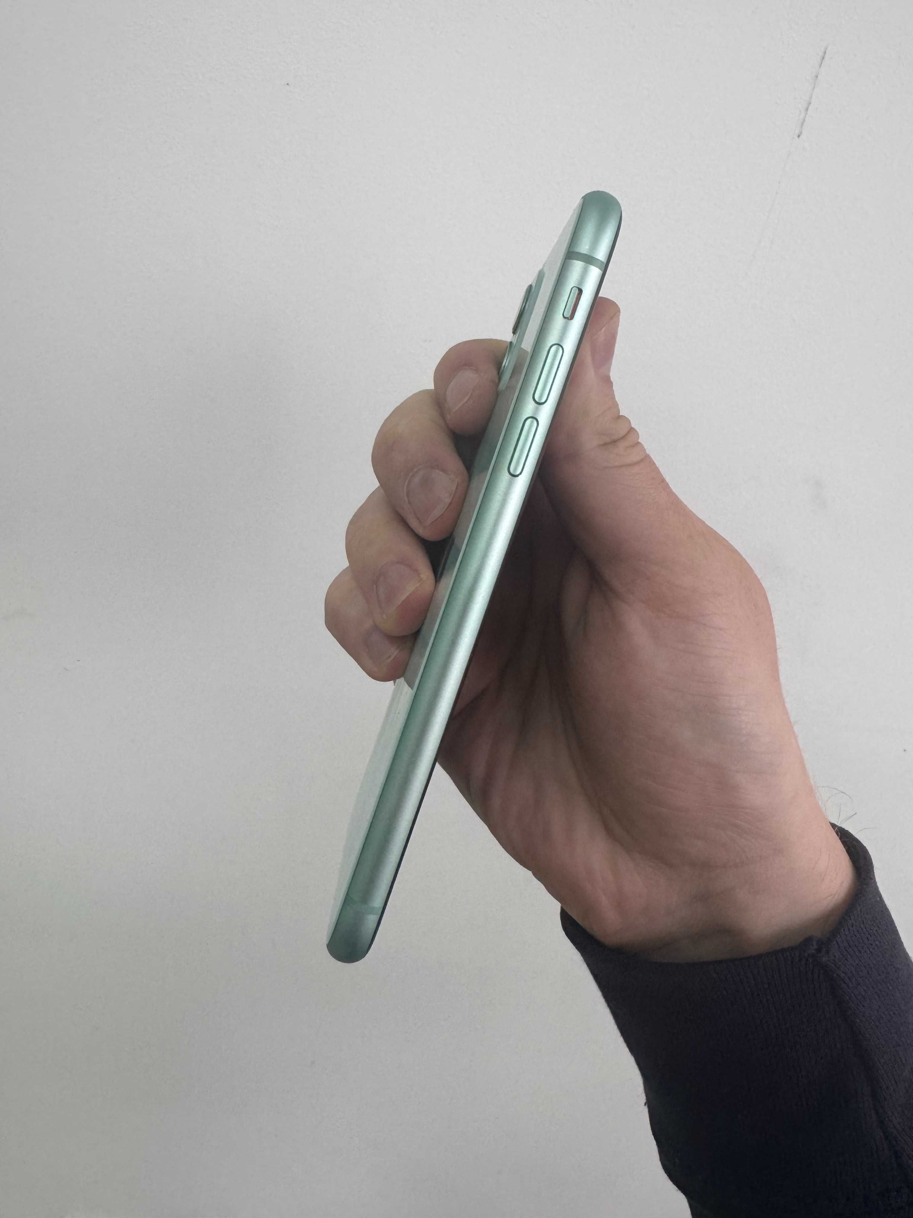 Б/У iPhone 11 64GB Green - Кредит 0%