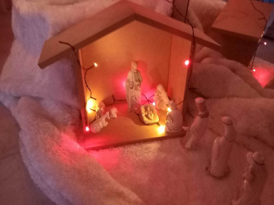 Casa do presépio em mdf