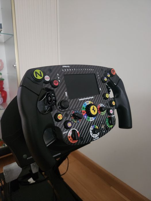 Thrustmaster sf1000 ferrari kierownica
