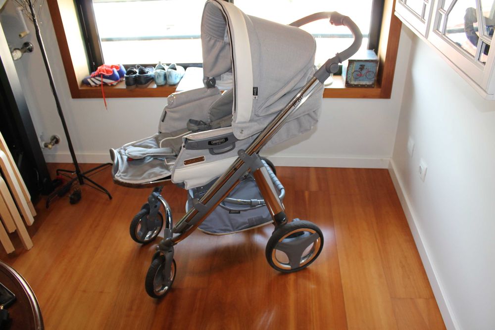 Carrinho e cadeira Bébécar